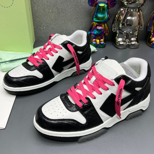OFF-White Arrow Logo Leather Sneakers #41