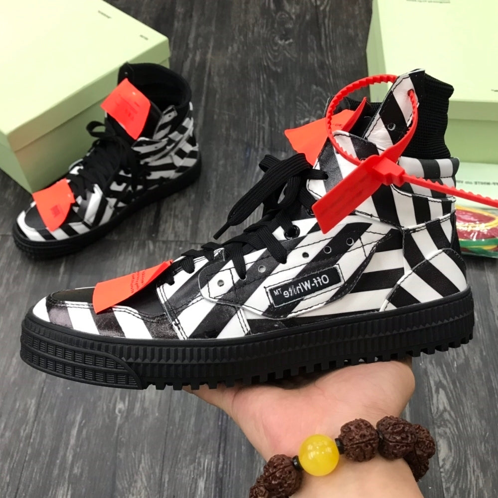 OFF-White Arrow Logo Leather Sneakers #43