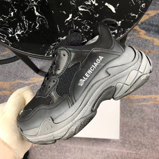 Limited Edition Couple's Style Shoe