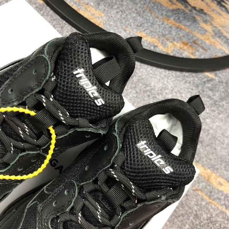 Limited Edition Couple's Style Shoe