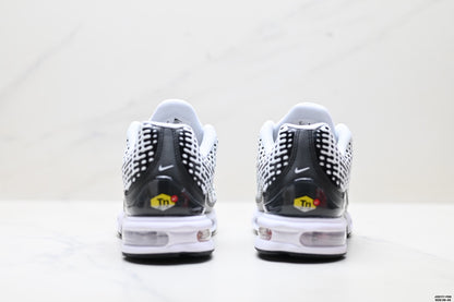 NIKE New Arrivals Running Shoe